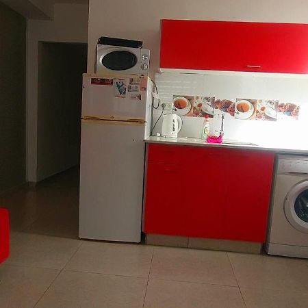 612 Apartment On The Beach Bat Yam Exterior foto