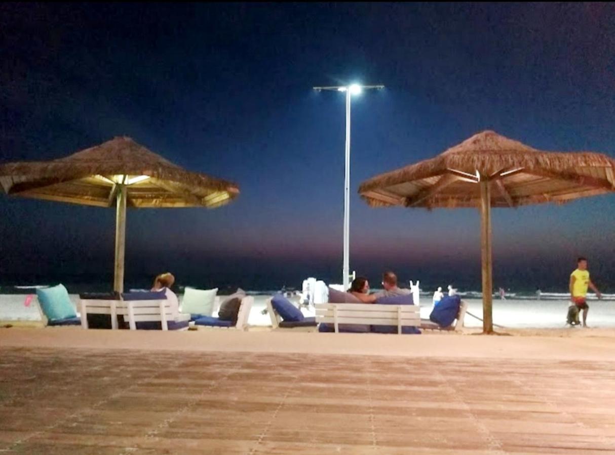 612 Apartment On The Beach Bat Yam Exterior foto
